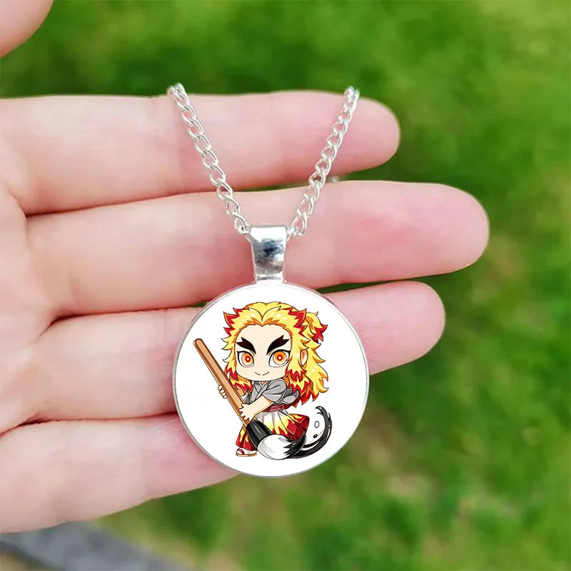 Anime Cosplay Halskette mit rundem Glas Anhänger für Fans und Sammler