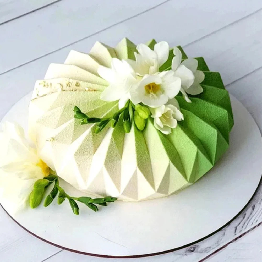 Kreative Mousse Silikon-Kuchenform rund mit Diamantspitze, hitzebeständig - wiederverwendbar