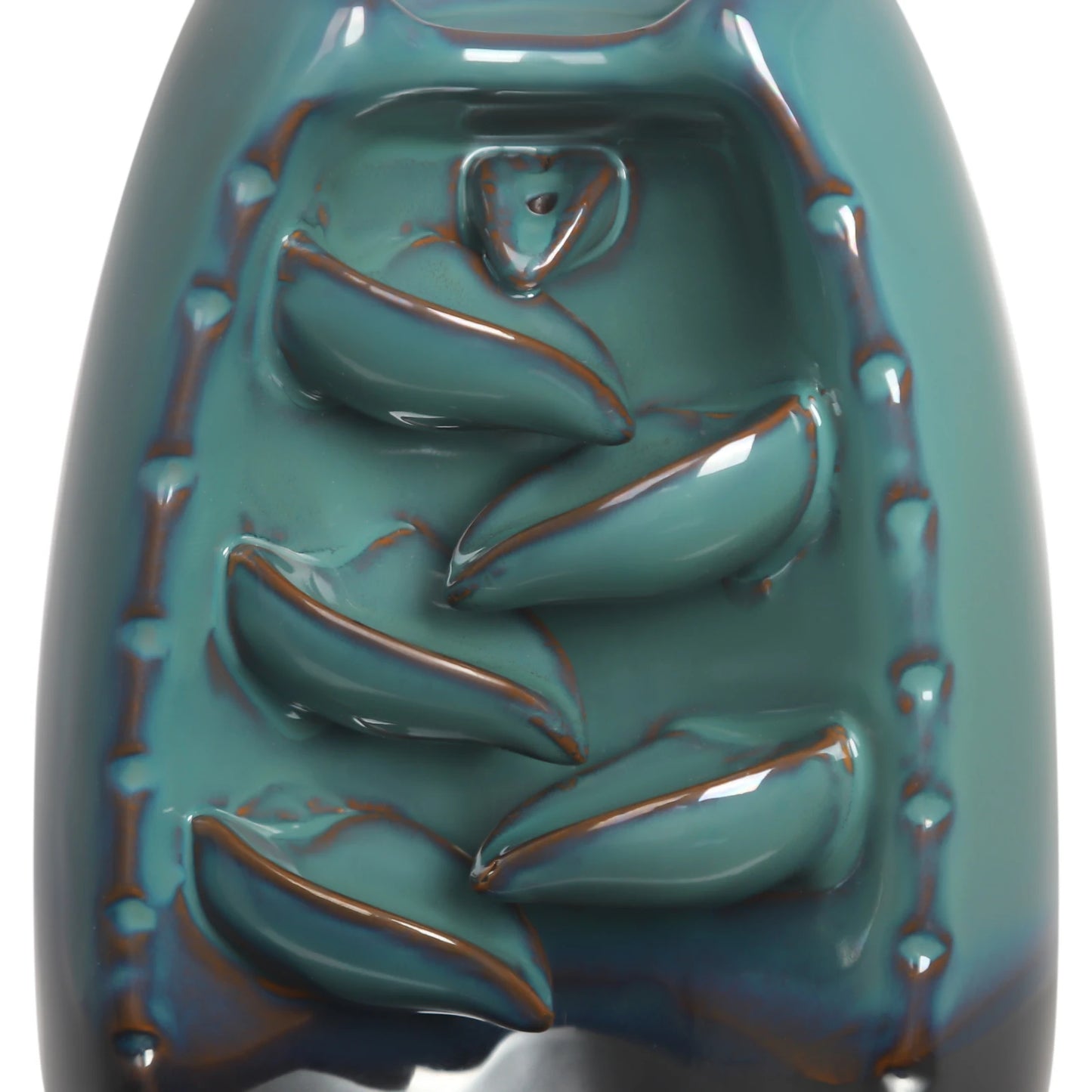 Atmosphärischer Wasserfall Rückfluss Weihrauchbrenner aus Keramik