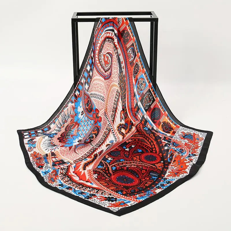 Modischer 70 x 70 cm Damenschal mit Paisley-Druck-Yabubest - Home & More