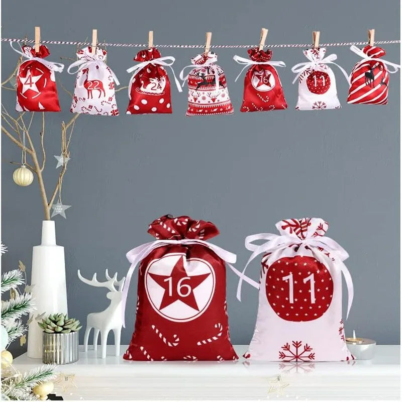 Adventskalender Geschenktüten Set 24-teilig mit Weihnachtsmotiven