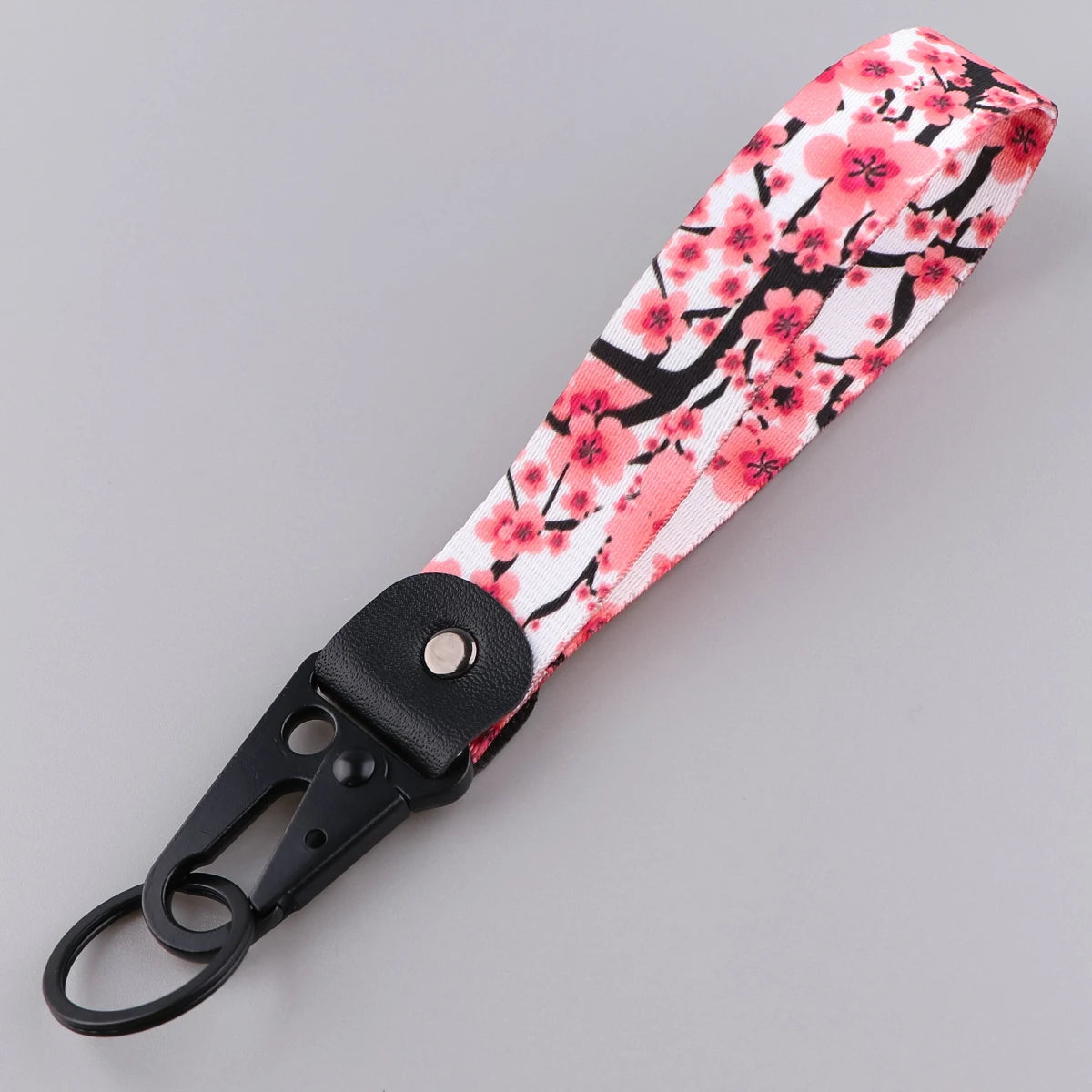 Stilvoller Schlüsselanhänger mit Kirschblüten Design und Lanyard