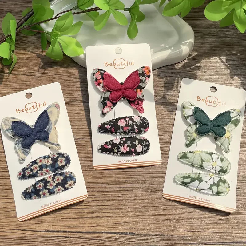 4-teiliges Haarschmuck Set für Mädchen mit Schmetterlingsdesign aus Polyester