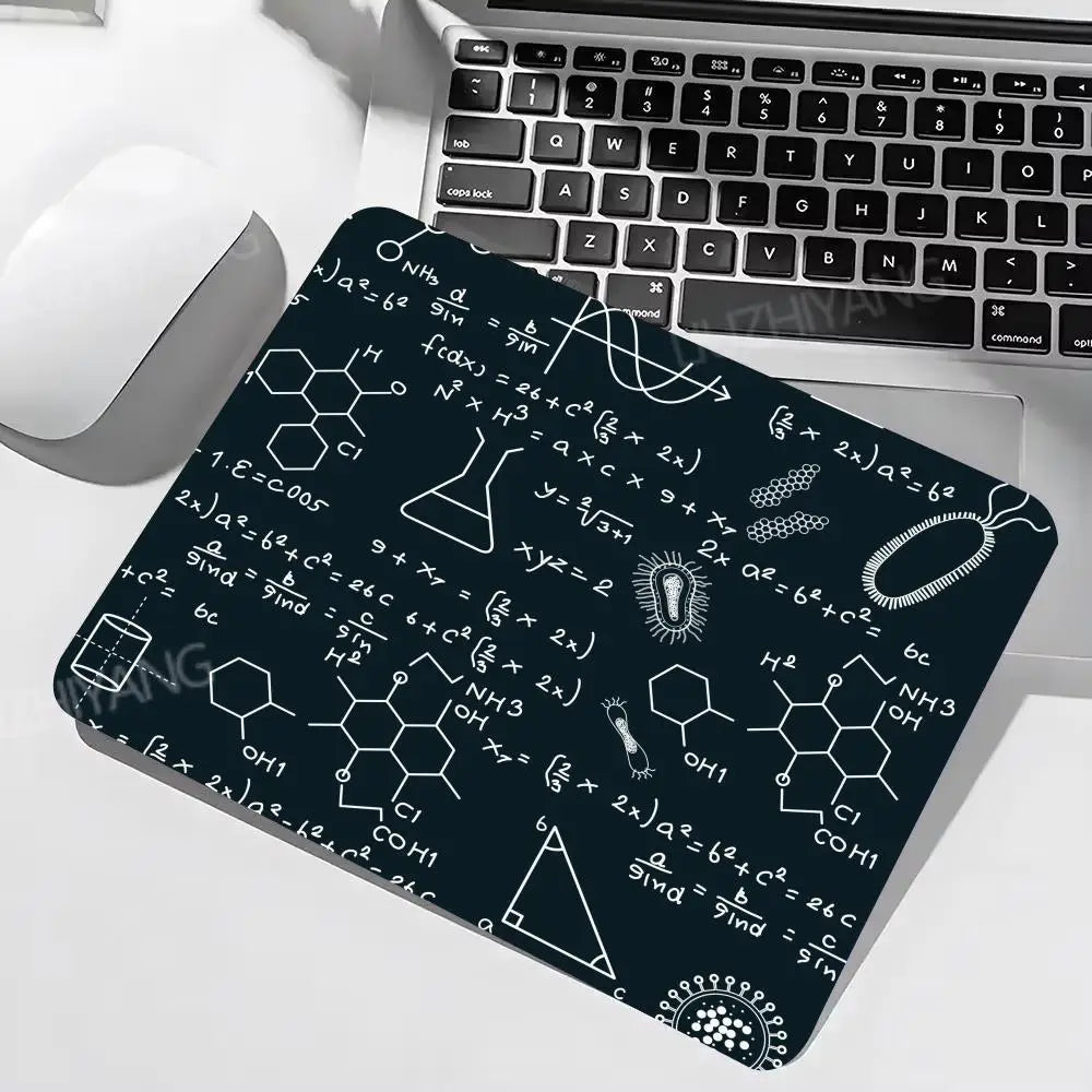 Anti Rutsch Mauspad für Computer Büro und Gaming mit Formel Design
