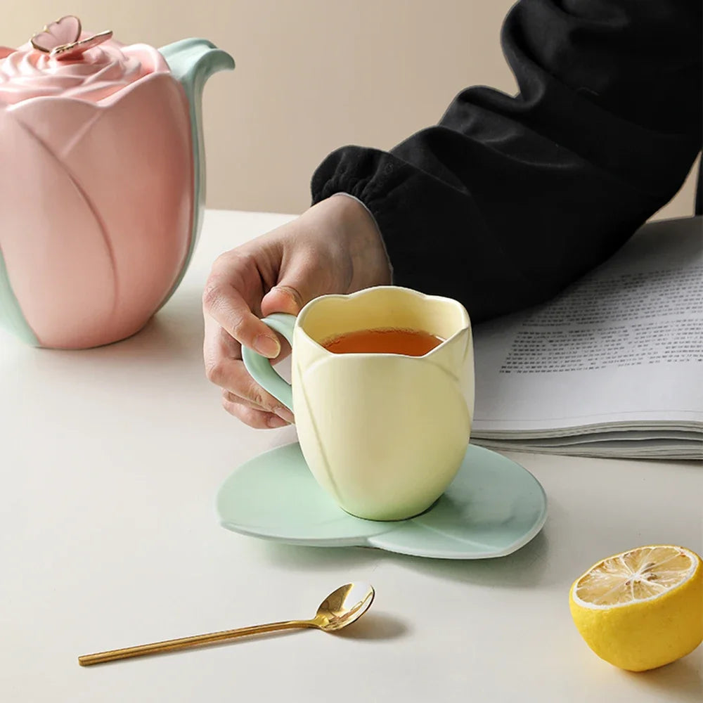 Elegantes Tulpe Keramik-Kaffeetassen-Set 280/320ml, mikrowellen- - spülmaschinenfest