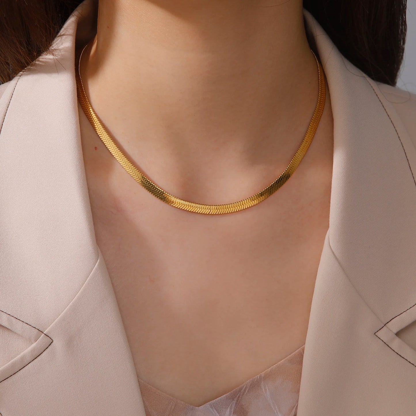 Elegante Edelstahl Schlangenkette für Damen und Herren in Goldfarbenem Design-Yabubest - Home & More