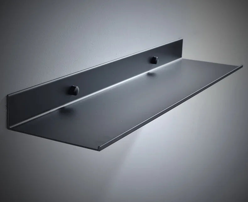 Platzsparendes Bad Regal aus schwarzem Aluminium