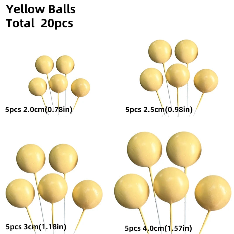 Bunte Kuchendekoration mit Dschungeltieren für Kinderpartys