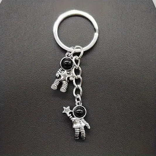 Retro-Astronauten-Schlüsselanhänger aus Metall – Stilvoll - robust, 1 Stück