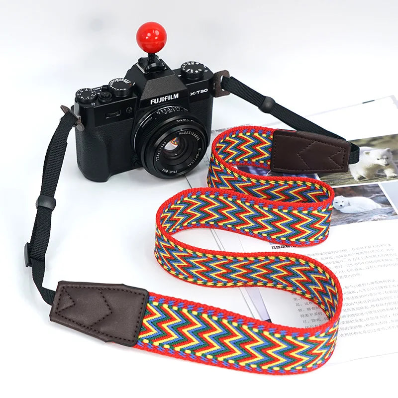Verstellbarer ethnischer Kameragurt für komfortablen Schultertrag
