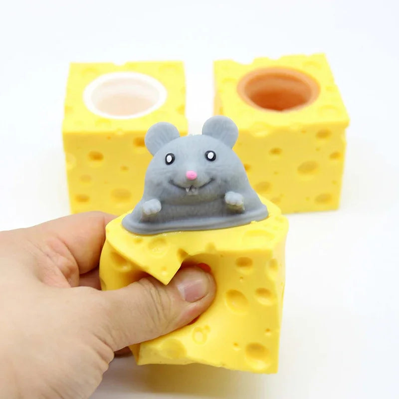 Stressabbauendes Anti Stress Spielzeug Maus mit Käse Design