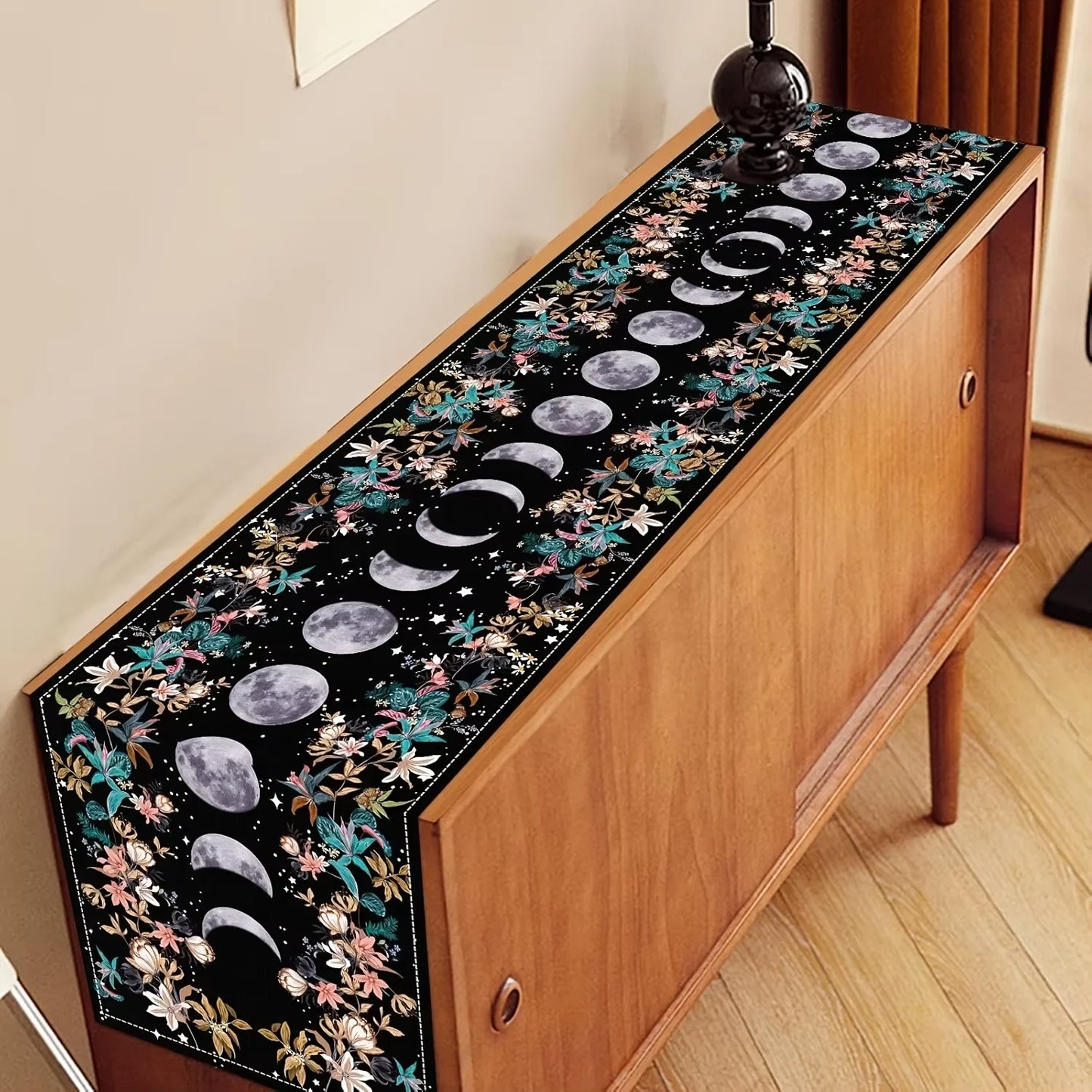 Leinen Tischläufer mit Mondphasen und Blumenmuster für Ihr Zuhause