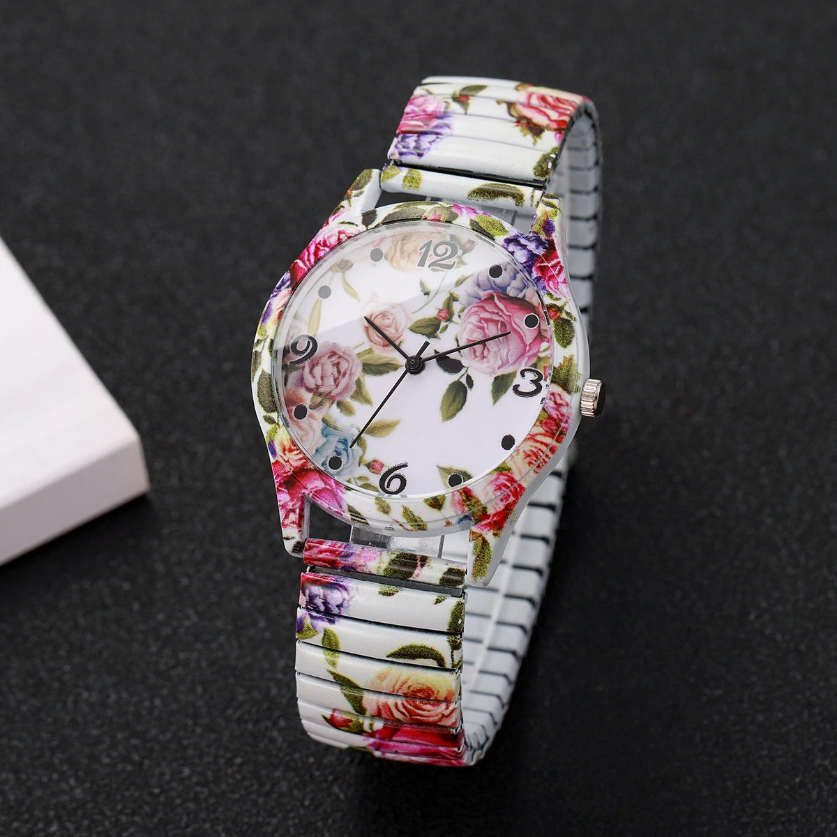 Damen Quarz Armbanduhren Set mit Blütenmotiv und Gummiband