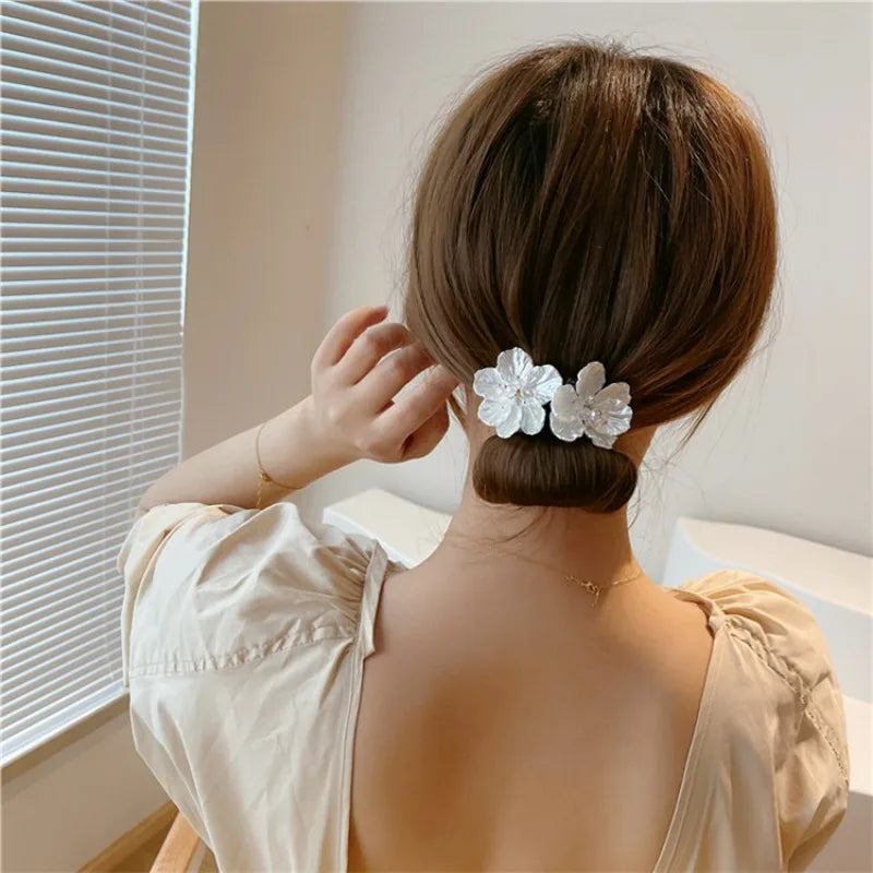 Blumenförmiger Magic Bun Maker Haarstyling Helfer für Frauen