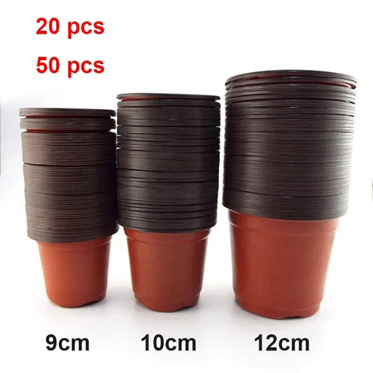 Robuster Kunststoff Blumentopf mit Abtropftablett für Haus und Garten