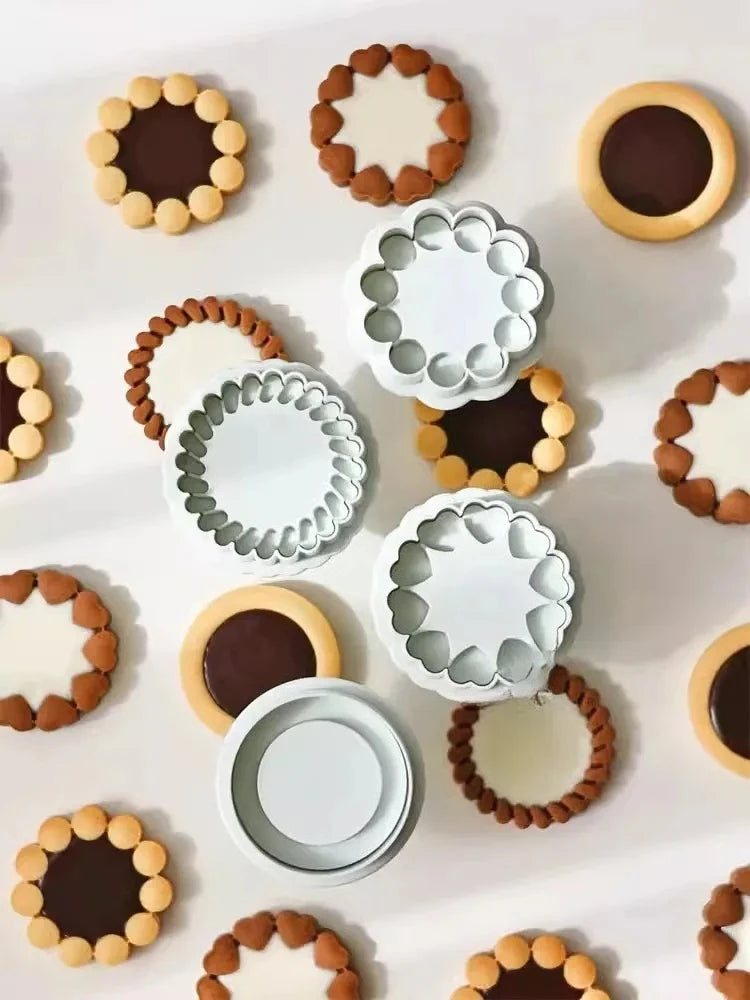 Praktischer 3D Keksstempel aus Kunststoff für kreative Kekse