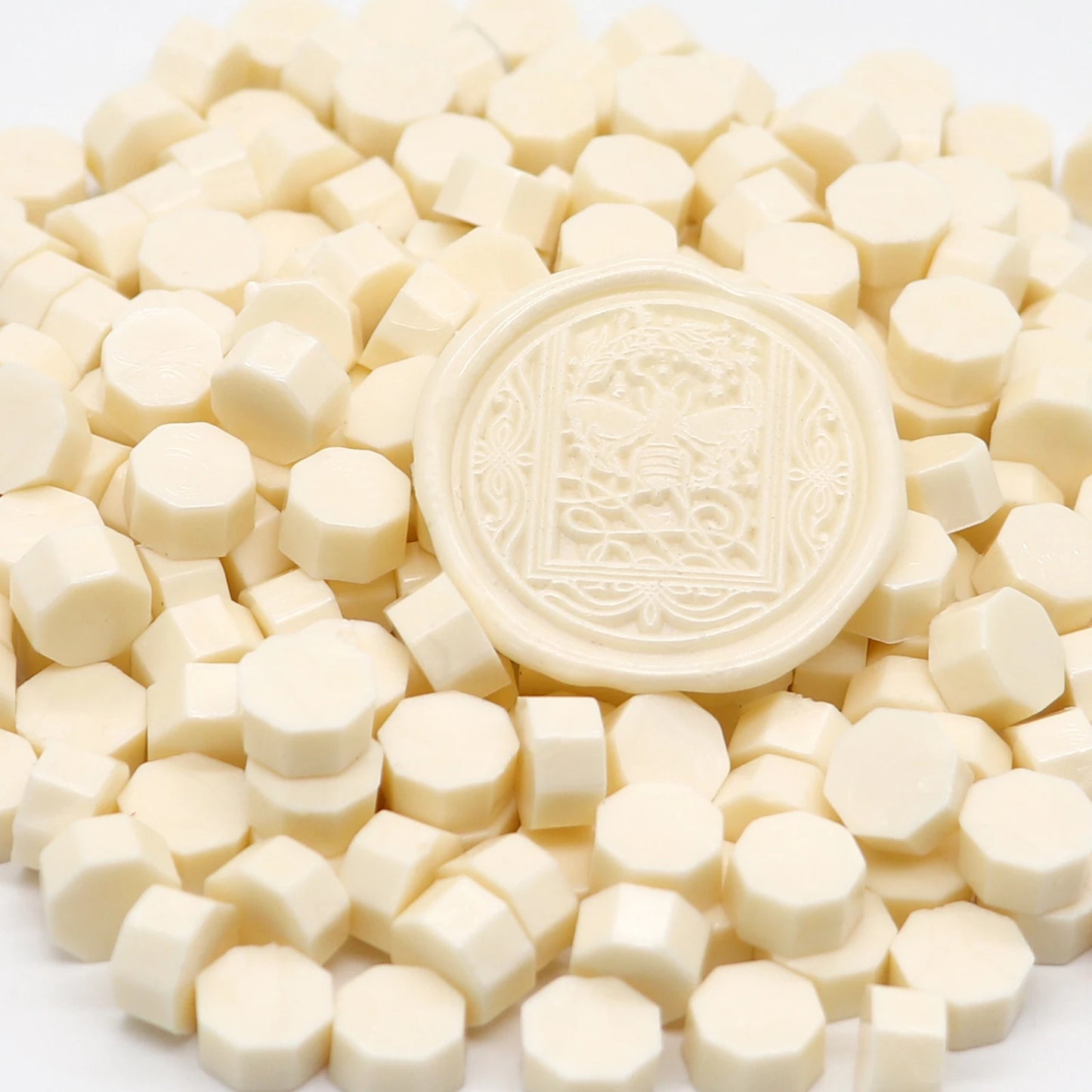 Vielseitige achteckige Siegelwachsperlen für handgemachte Dekorationen