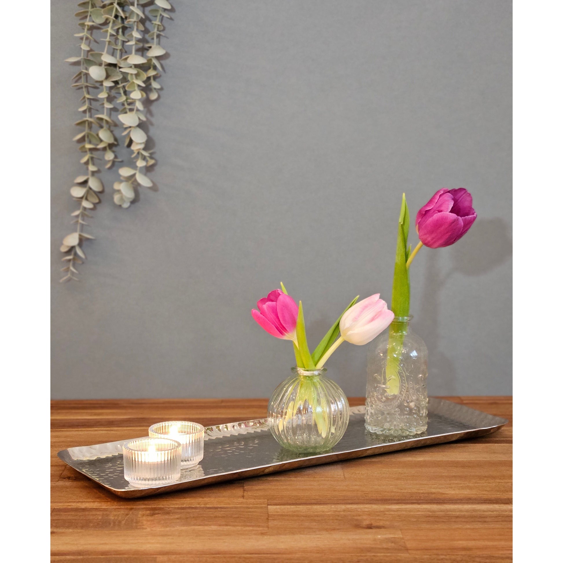 Dekotablett aus Metall 45 cm silber mit Hammerschlägen