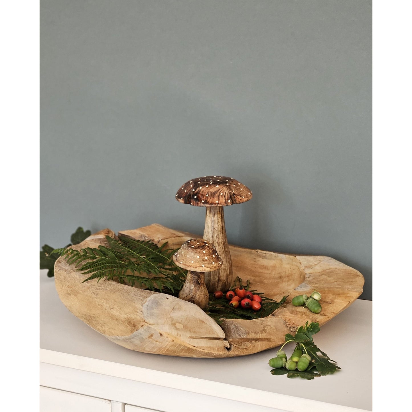 Natürliche runde Holz Dekoschale aus massivem Teakholz 50 cm