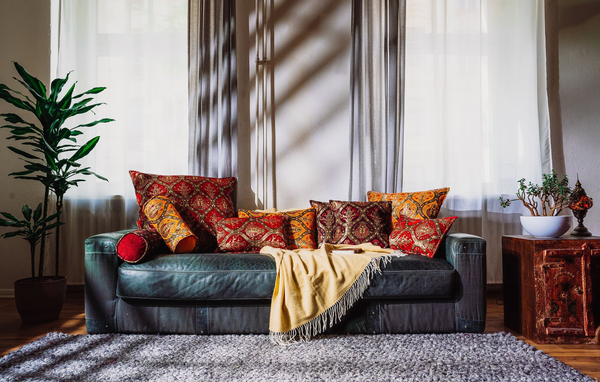 Kissenbezug mit Paisley Muster in Weinrot aus Baumwolle-Aga's Own