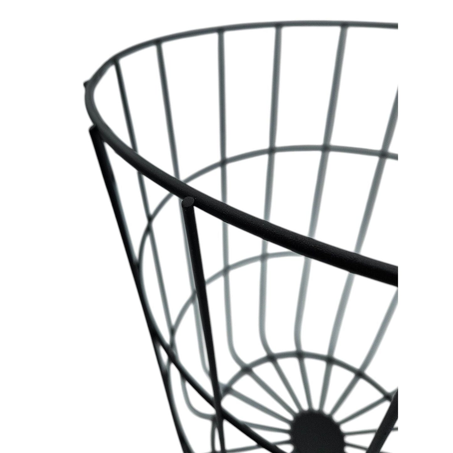 Großer runder Wäschekorb aus Metall in Schwarz