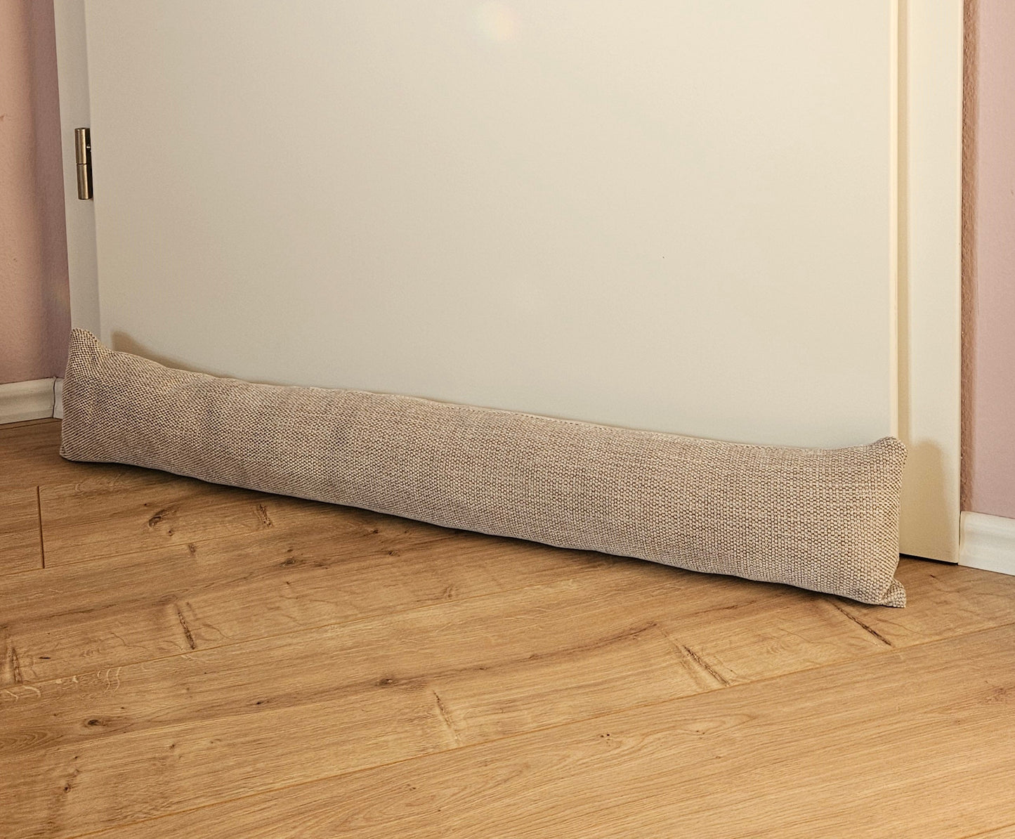 Kuscheliger Zugluftstopper für Türen und Fenster in edlen Farben