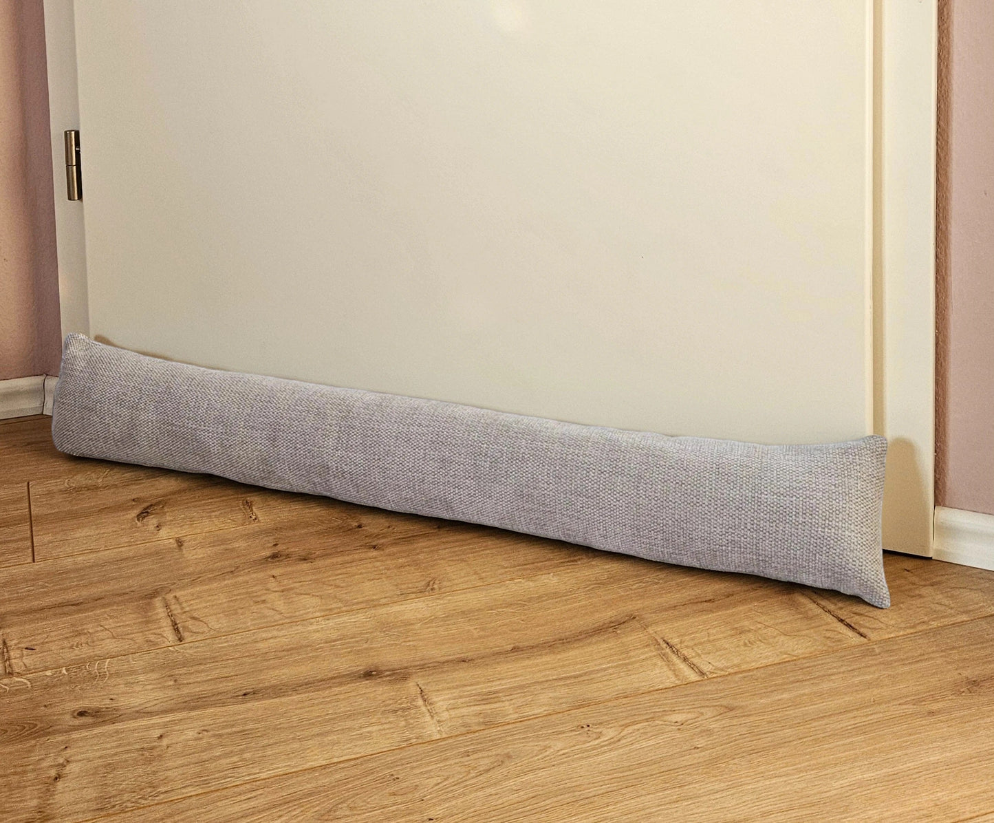 Kuscheliger Zugluftstopper für Türen und Fenster in edlen Farben