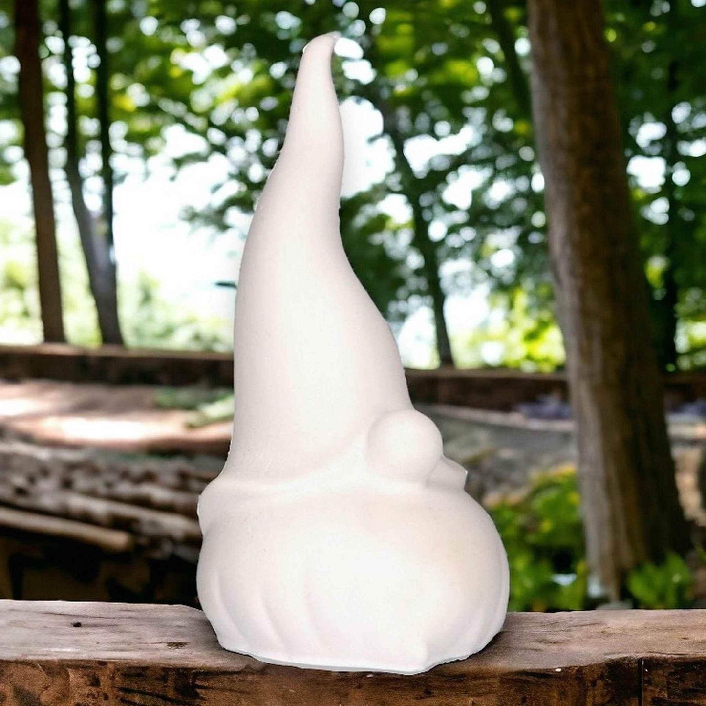 Handgemachte Zwerg und Wichtel Deko mit symbolischer Bedeutung