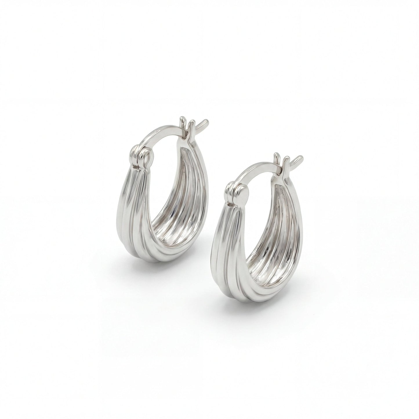 Creole Oria – Elegante Huggie Ohrringe aus 925 Sterling Silber-Studio Karl