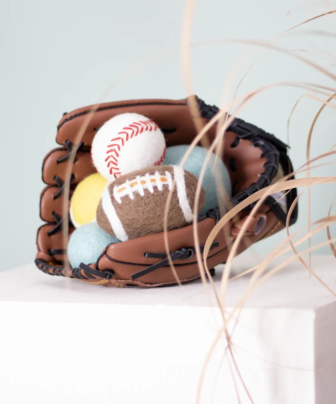 BUDDY. Hundespielzeug aus Schafwolle "Baseball"-BUDDY. Hundezubehör