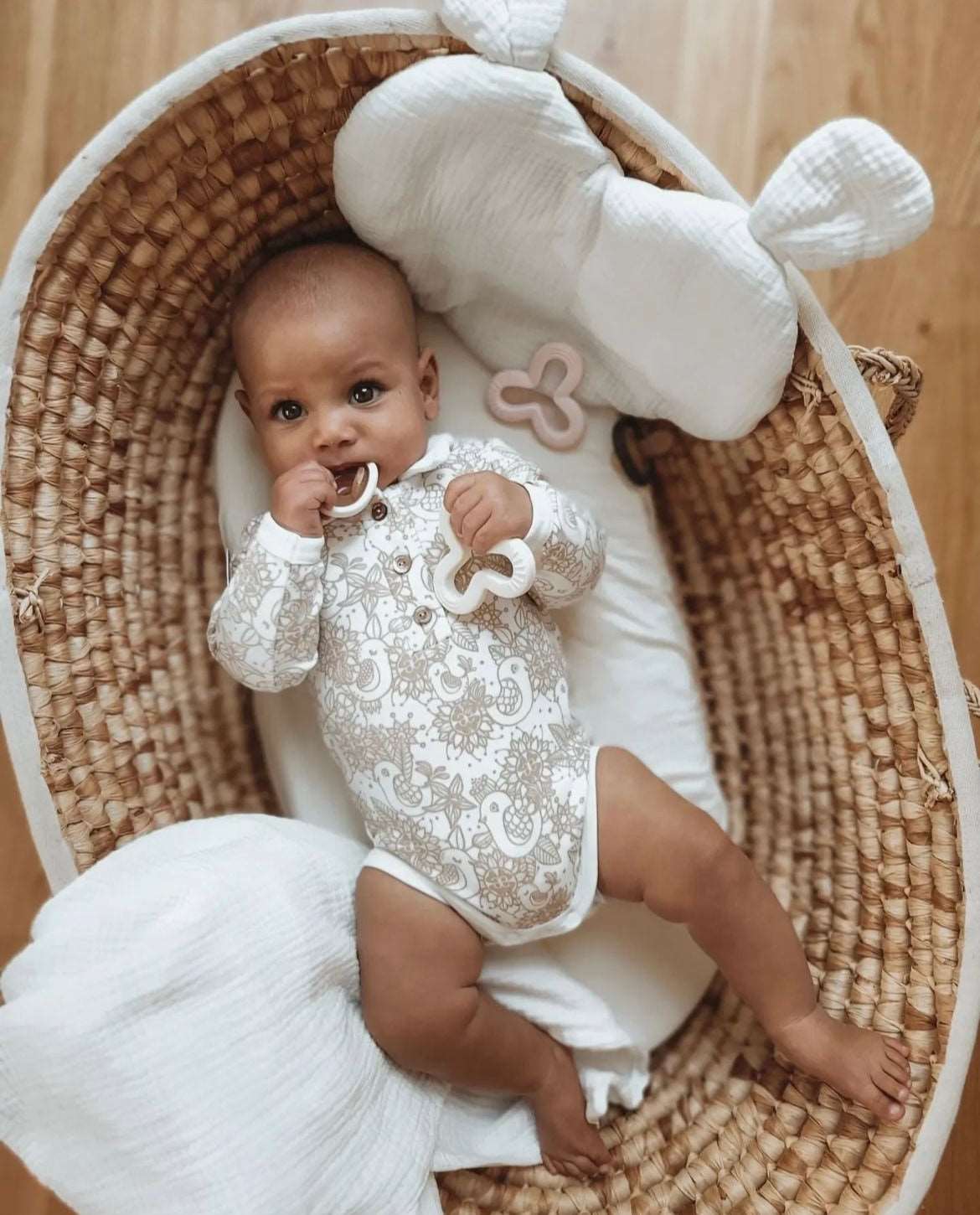 Sanfter Kleeblatt Beißring für schmerzende Babyzähnchen